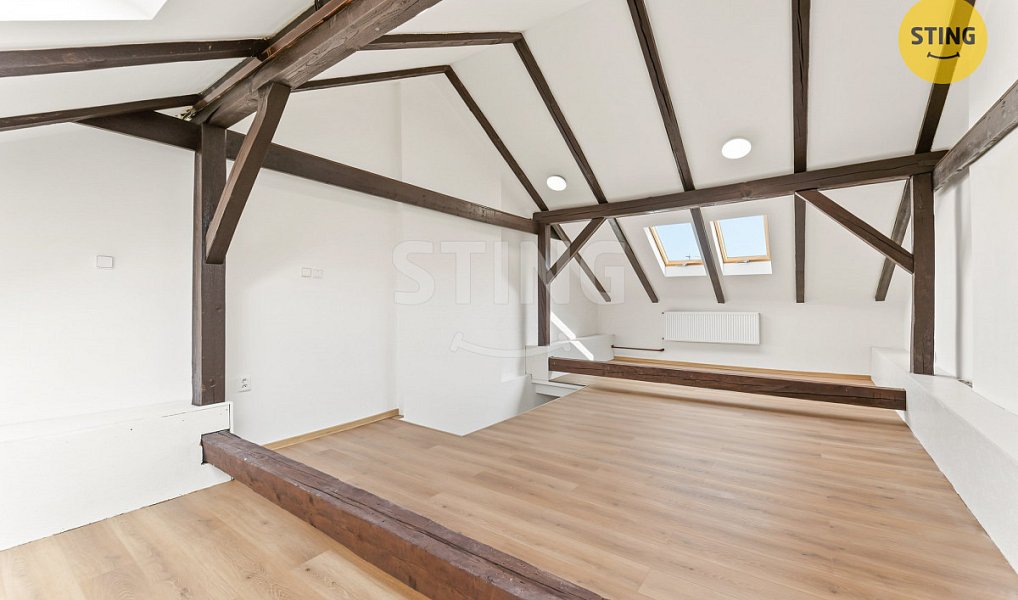 Prodej domu 150 m² s pozemkem 300 m², Praha – náhled fotky 9
