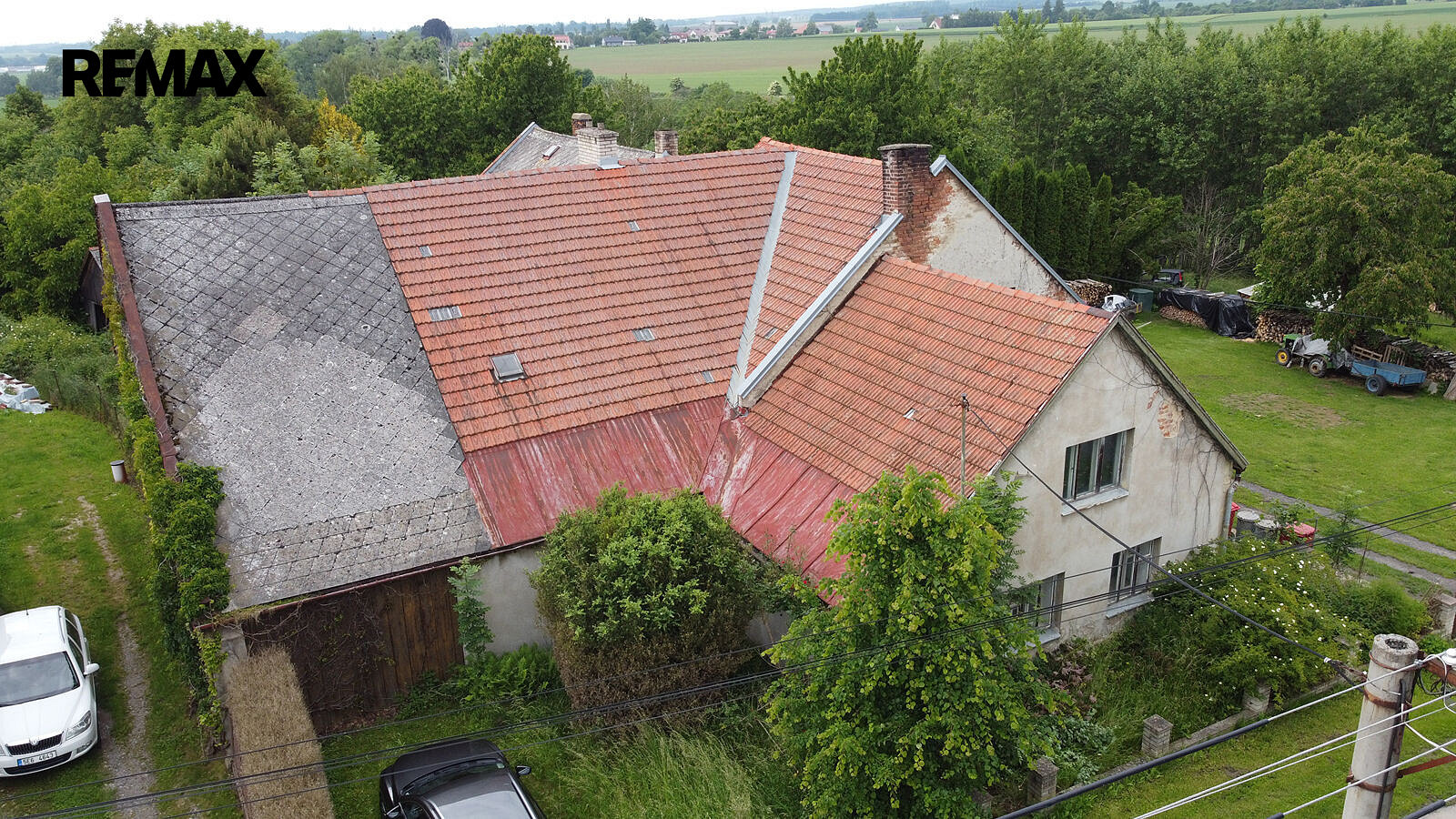 Prodej stavebního pozemku 2 124 m² – fotografie 3