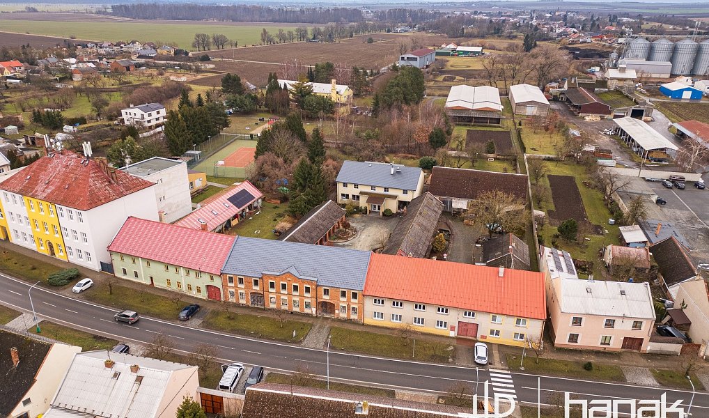 Prodej domu 521 m² s pozemkem 2 552 m², Náklo – náhled fotky 10