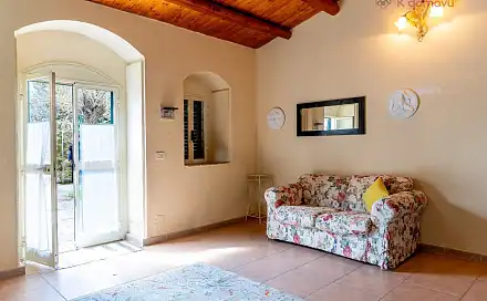 Prodej domu 70 m² s pozemkem 4 000 m², Noto, region Sicílie, Itálie