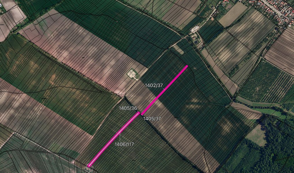 Prodej pozemku, 7861 m², Hodonín, Starý Poddvorov