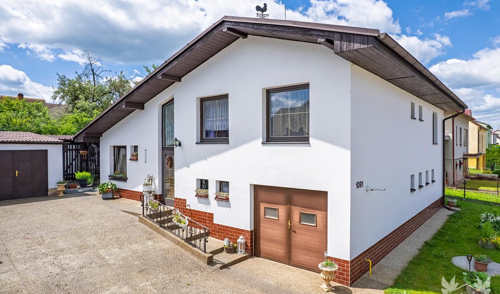 Prodej domu 160 m² s pozemkem 481 m², Vodňany – náhled fotky 2