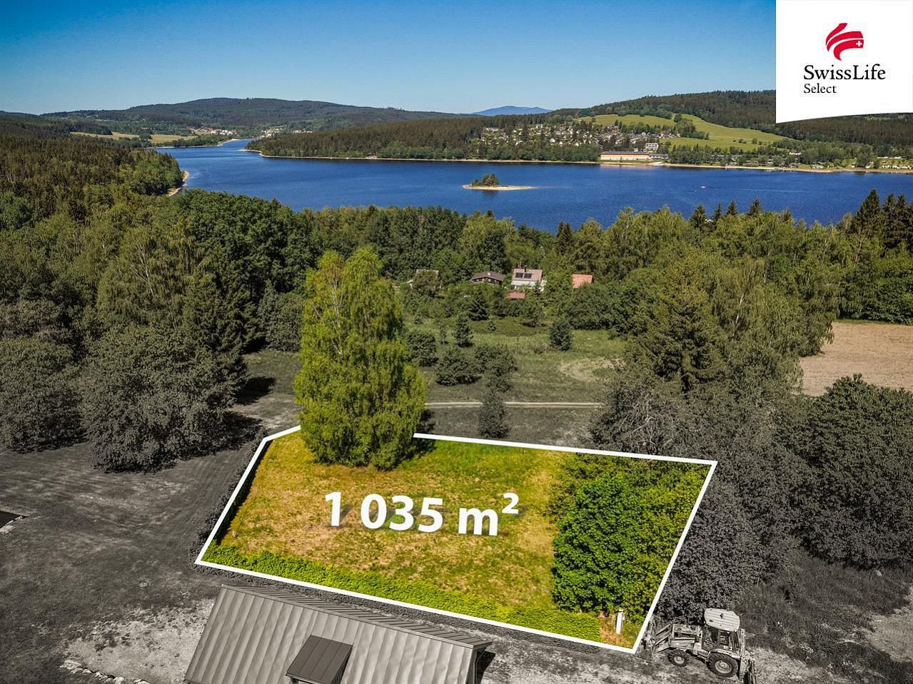 Prodej stavebního pozemku 1 035 m²