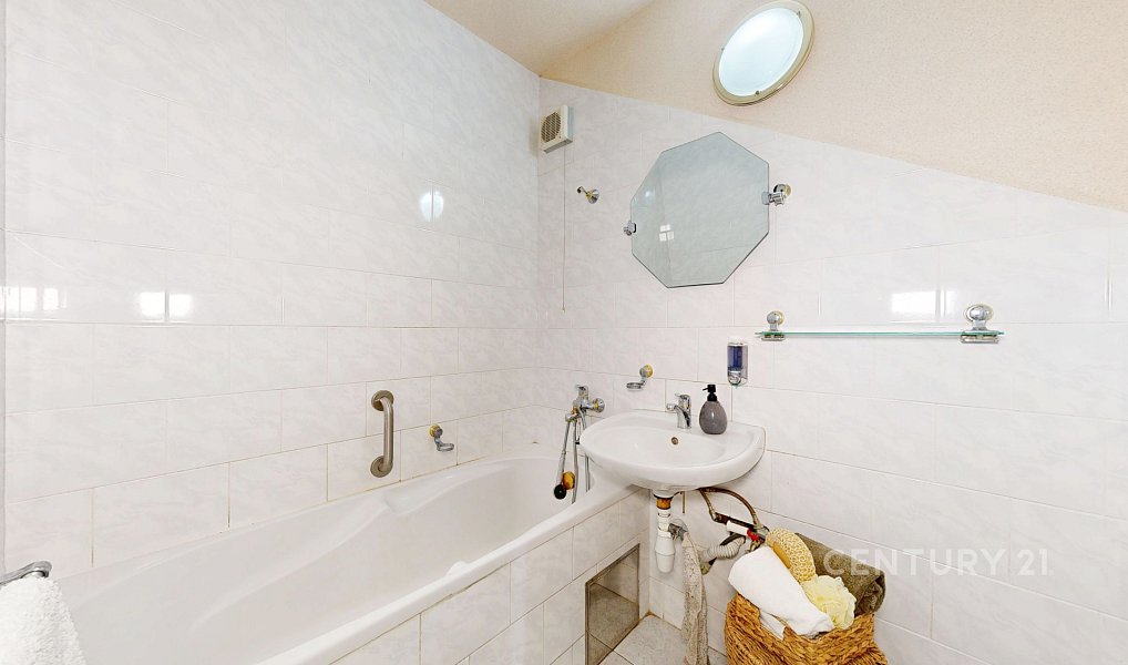 Prodej bytu 3+1 70 m², Liberec – náhled fotky 18