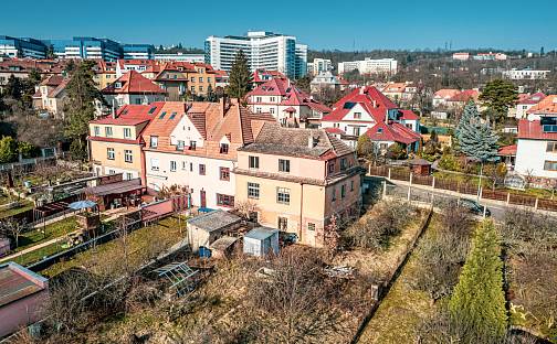 Prodej vily 250 m² s pozemkem 785 m², Na Homolce, Praha 5 - Motol