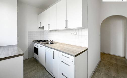 Pronájem bytu 2+1 50 m², Mlýnská, Zlín - Malenovice