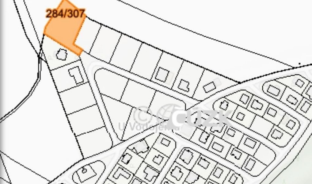 Prodej stavebního pozemku 1 880 m², Bavoryně – náhled fotky 2