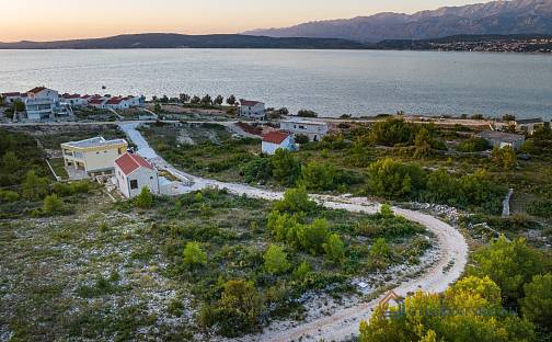Prodej stavebního pozemku 700 m², Novigrad, Chorvatsko