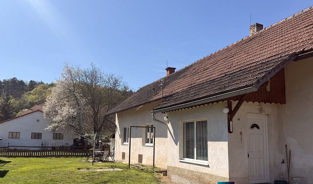 Prodej domu 115 m² s pozemkem 1 556 m², Jeviněves – náhled fotky 8
