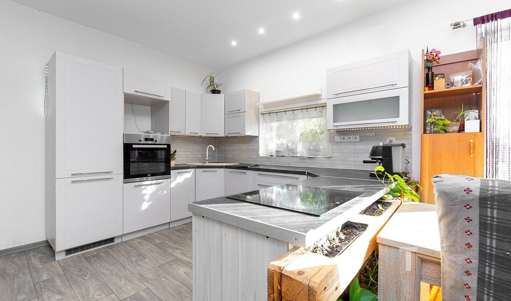 Prodej domu 154 m² s pozemkem 1 089 m², Stařechovice – náhled fotky 2