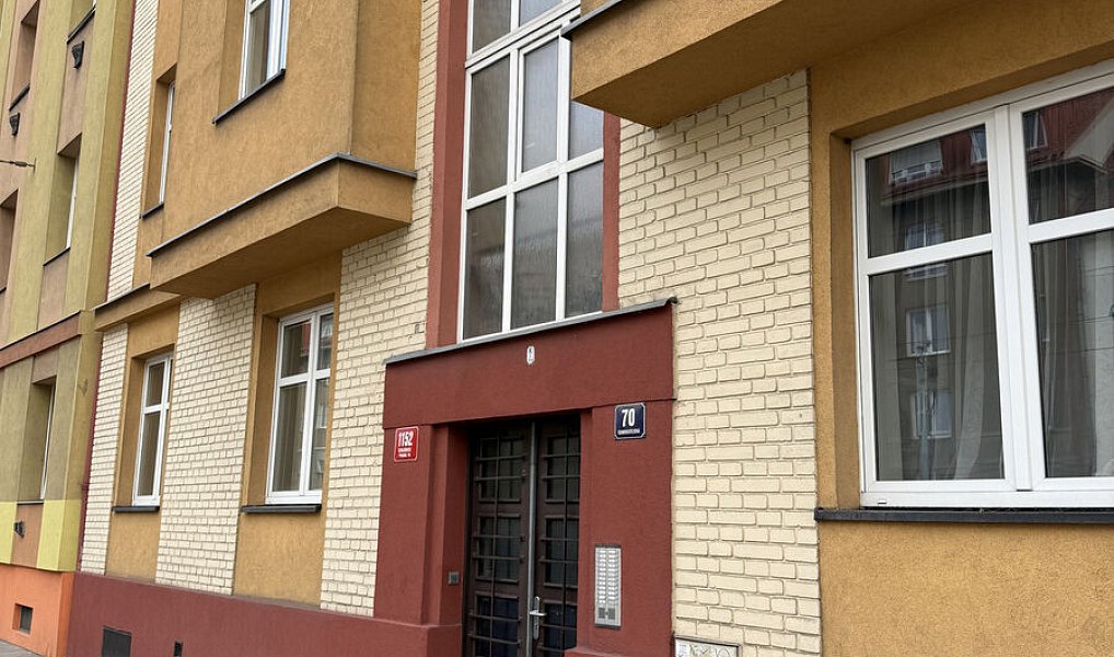 Pronájem bytu 2+kk 48 m², Praha – náhled fotky 2