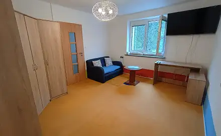 Pronájem bytu 1+1 32 m², Čapkova, Rybitví, okres Pardubice