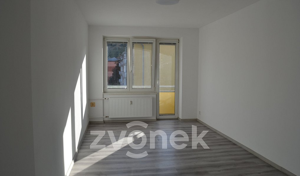 Pronájem bytu 2+1 56 m², Vsetín – náhled fotky 2
