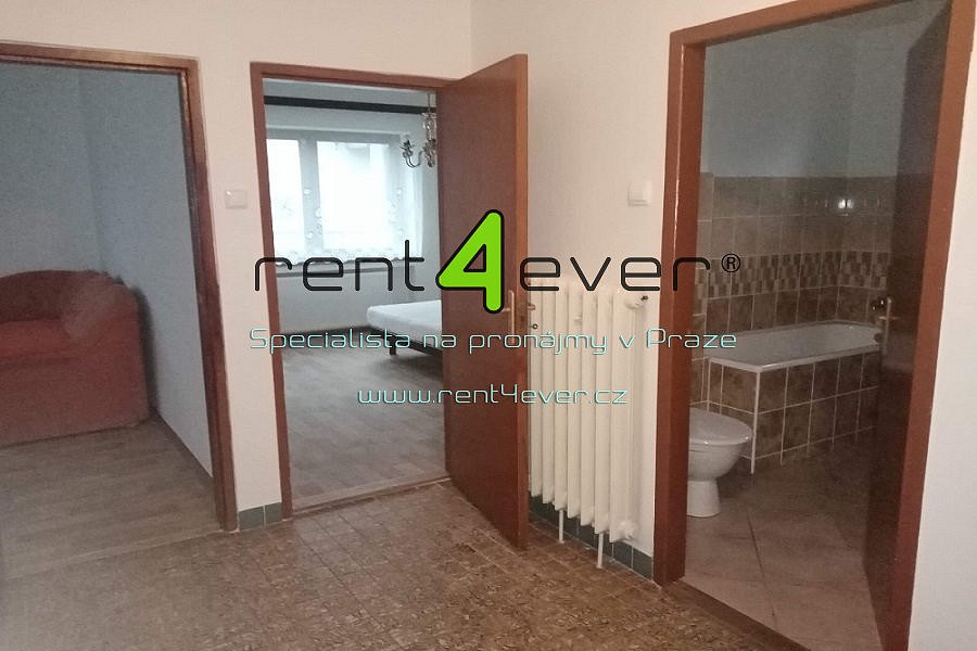 Pronájem domu 180 m² s pozemkem 600 m² – fotografie 2