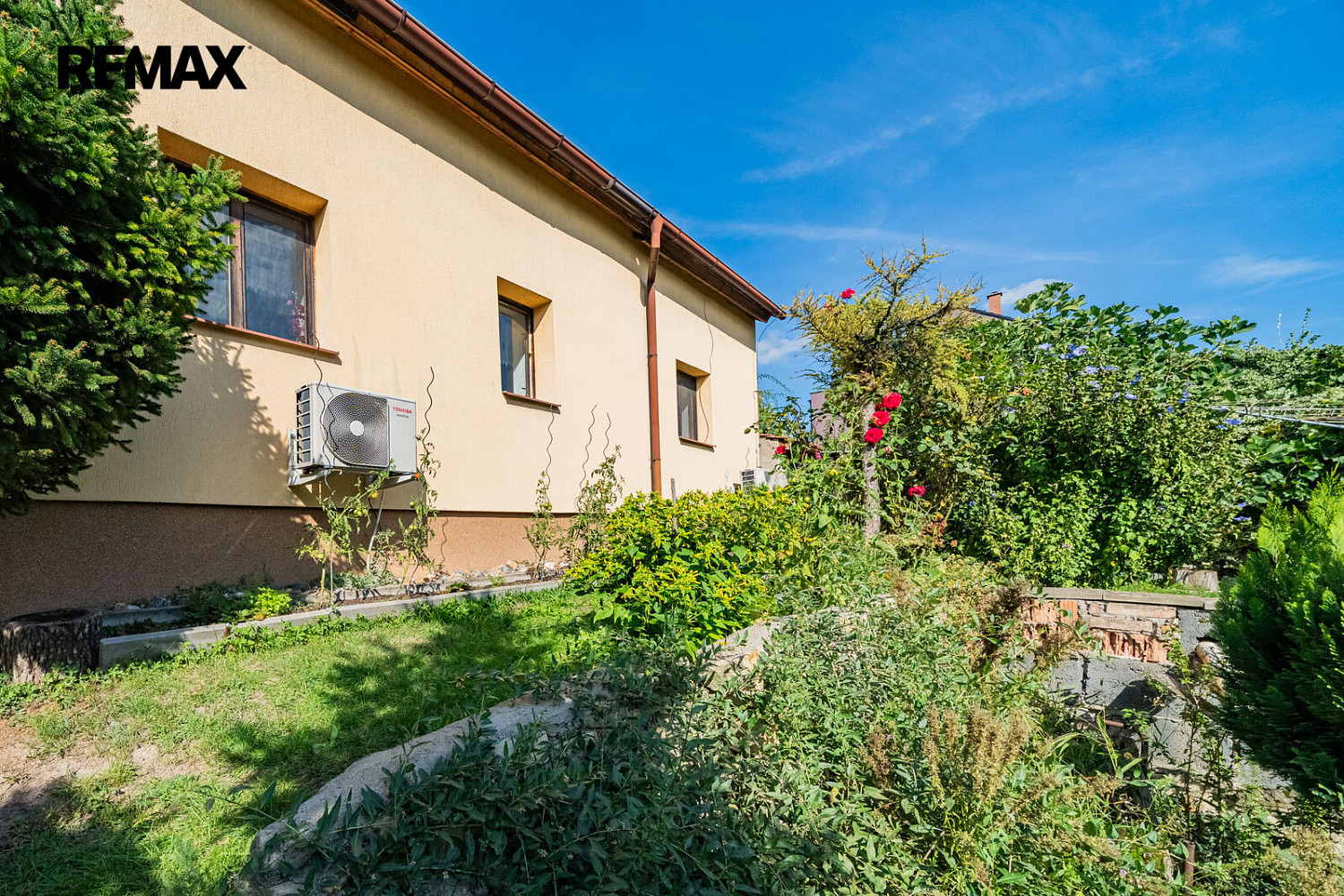 Prodej domu 90 m² s pozemkem 679 m² – fotografie 2