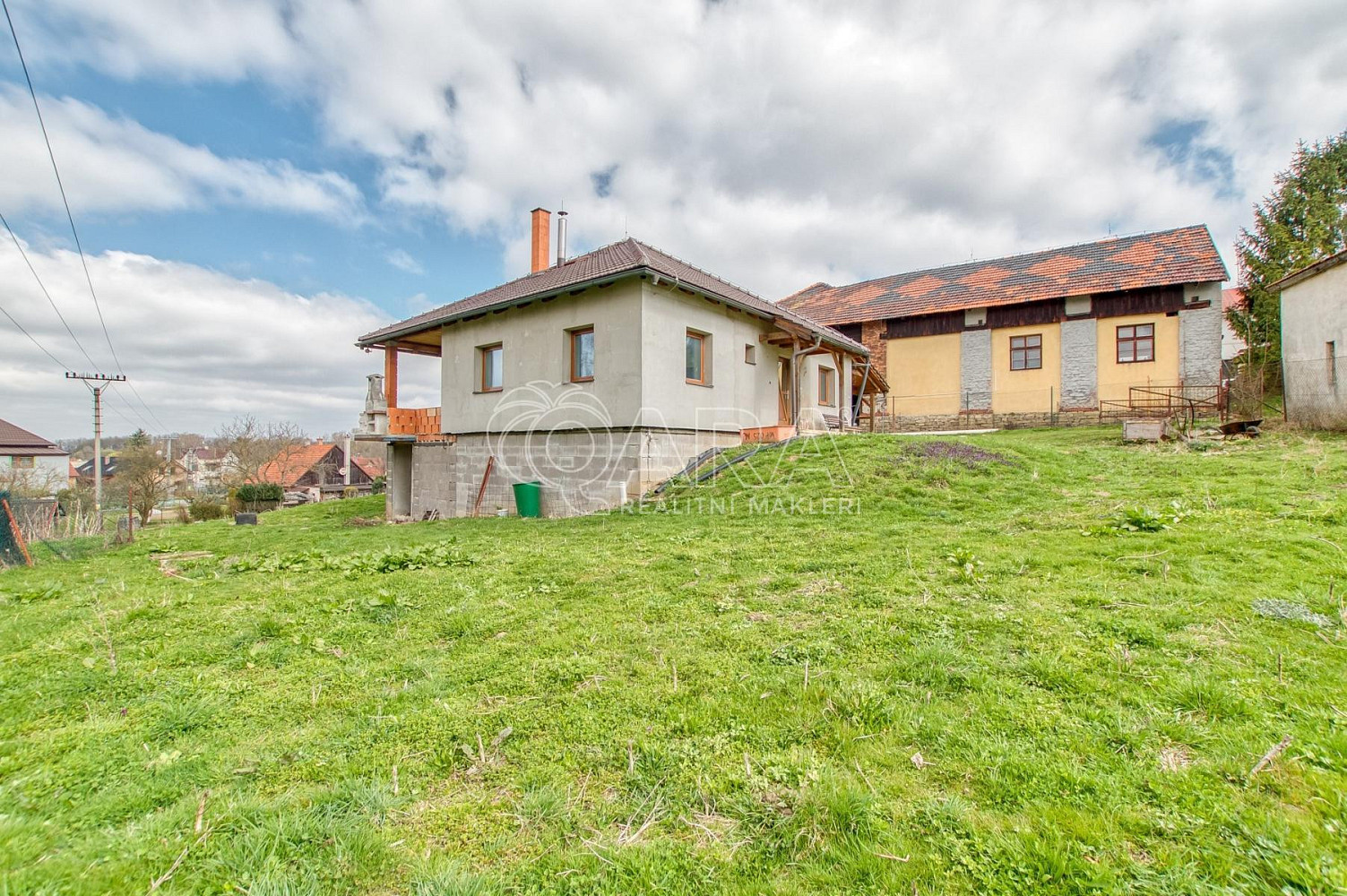 Prodej domu 93 m² s pozemkem 3 731 m²