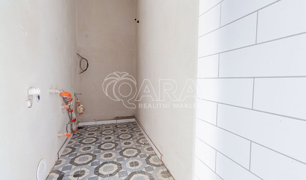 Prodej domu 100 m² s pozemkem 296 m², Katovice – náhled fotky 9