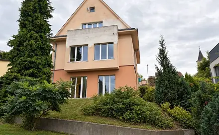 Prodej domu 260 m² s pozemkem 566 m², V domcích, Praha 6 - Liboc
