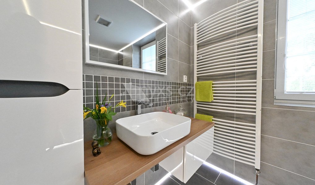 Prodej domu 183 m² s pozemkem 2 301 m², Komorní Lhotka – náhled fotky 37