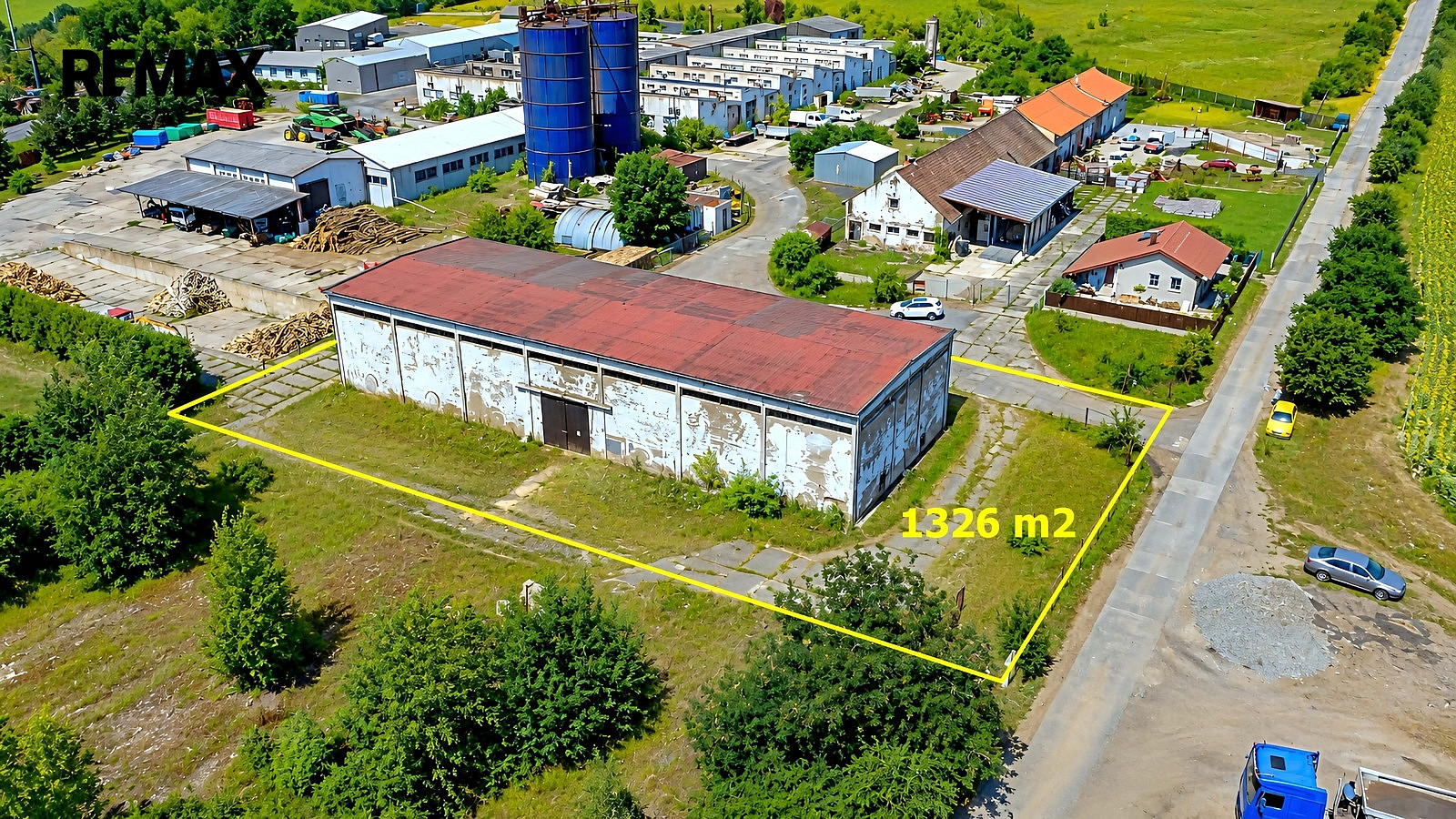 Prodej skladovacích prostor 649 m²
