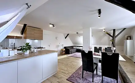 Prodej bytu 3+kk 100 m², tř. 5. května, Včelná, okres České Budějovice