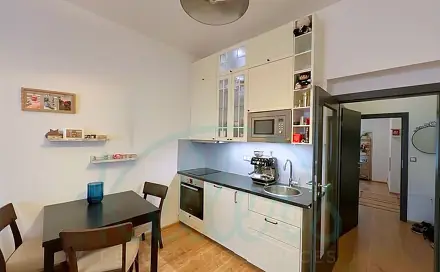 Pronájem bytu 2+kk 44 m², Hostivítova, Praha 2 - Vyšehrad