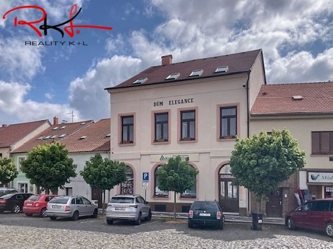 Pronájem kanceláře 101 m² – fotografie 2