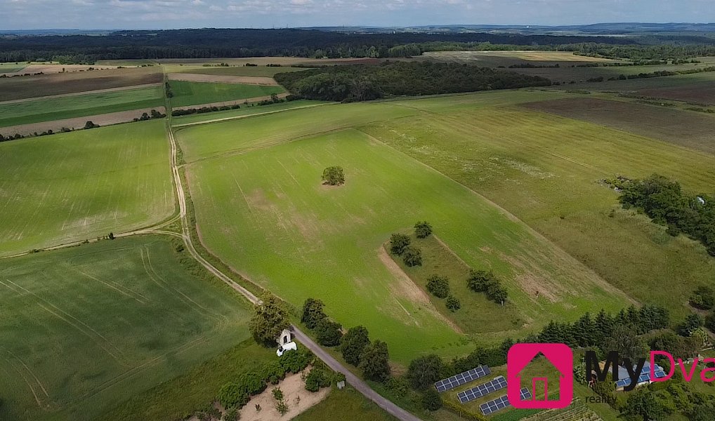 Prodej stavebního pozemku 20 723 m², Mikulovice – náhled fotky 3