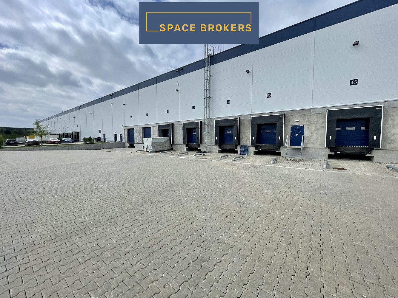Pronájem skladovacích prostor 5 951 m² – fotografie 4