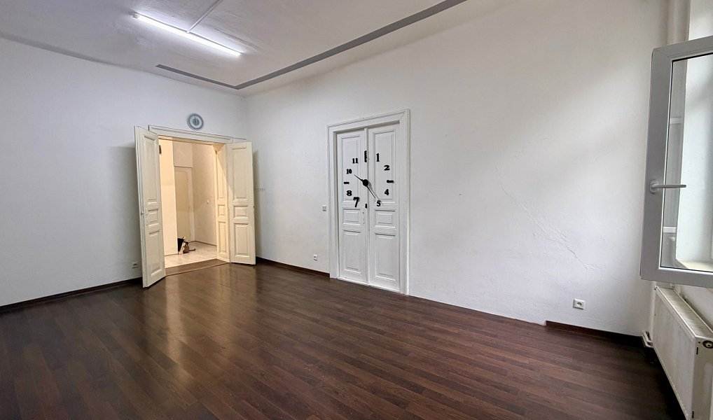 Pronájem bytu 2+1 68 m², Cheb – náhled fotky 3
