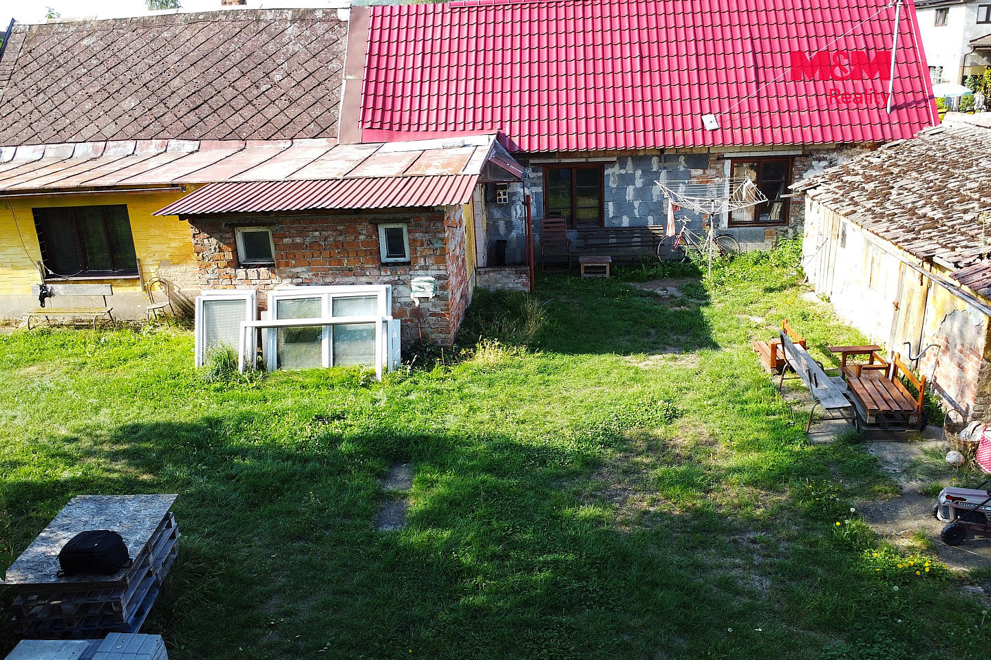 Prodej domu 75 m² s pozemkem 1 106 m² – fotografie 2