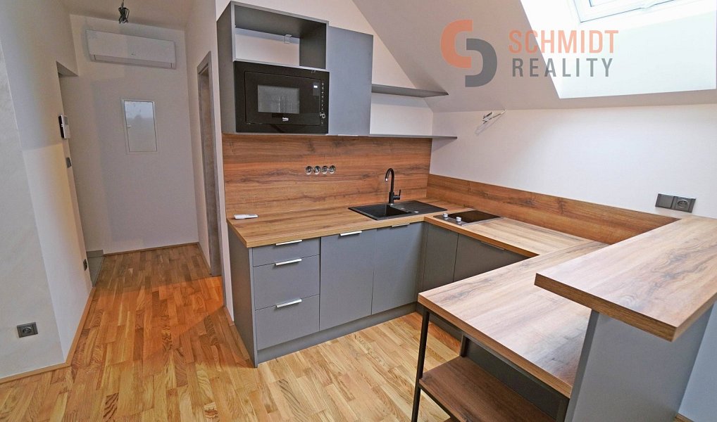 Prodej domu 120 m² s pozemkem 89 m², Valtice – náhled fotky 3