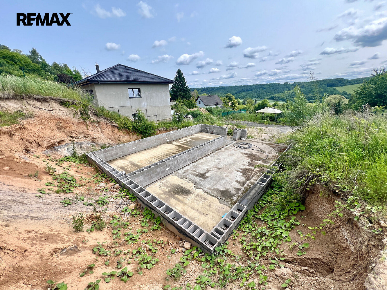 Prodej stavebního pozemku 1 497 m² – fotografie 4