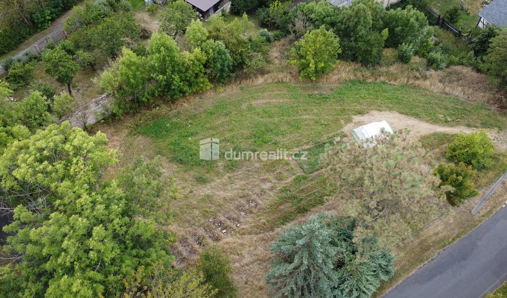 Prodej stavebního pozemku 1 187 m², Polepy – náhled fotky 12