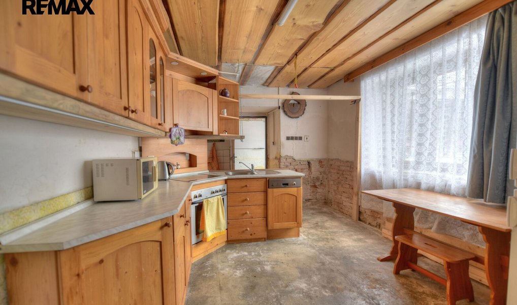 Prodej domu 325 m² s pozemkem 913 m², Zvěstov – náhled fotky 25