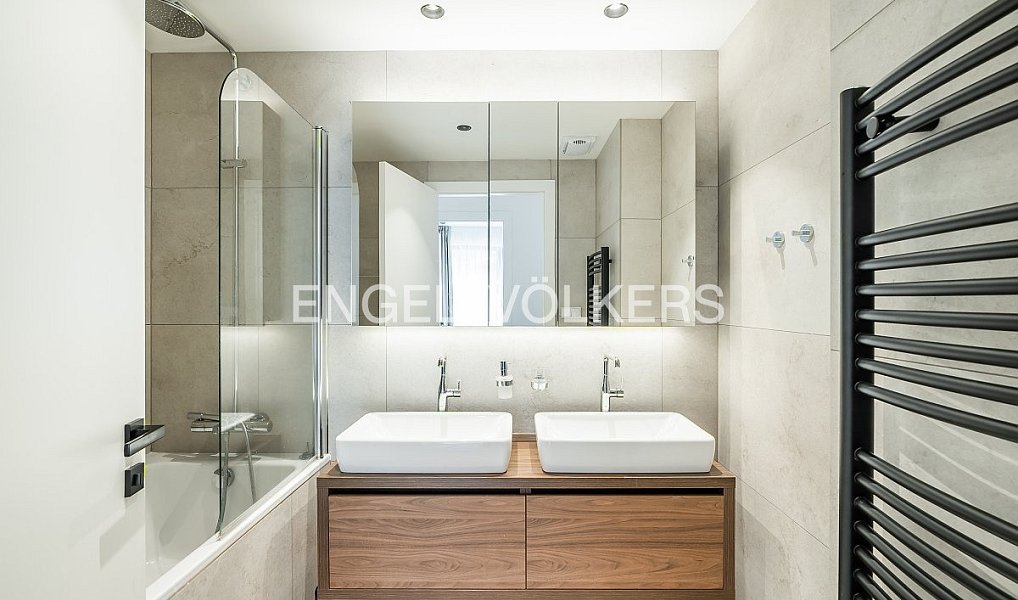 Prodej bytu 4+kk 110 m², Praha – náhled fotky 10