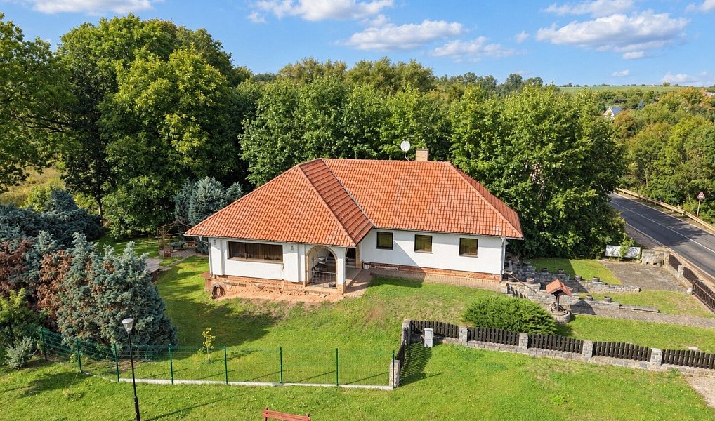 Prodej domu 279 m² s pozemkem 2 760 m², Blšany – náhled fotky 9