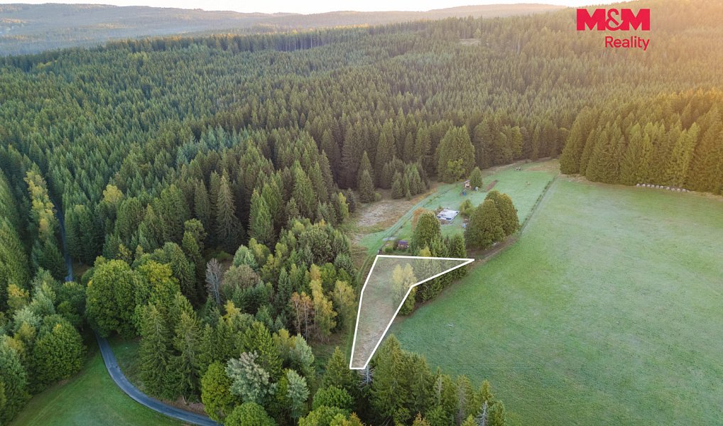 Prodej pozemku 1 204 m², Lesná – náhled fotky 6