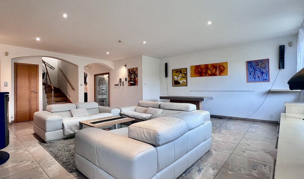 Prodej domu 229 m² s pozemkem 1 404 m², Blansko – náhled fotky 3