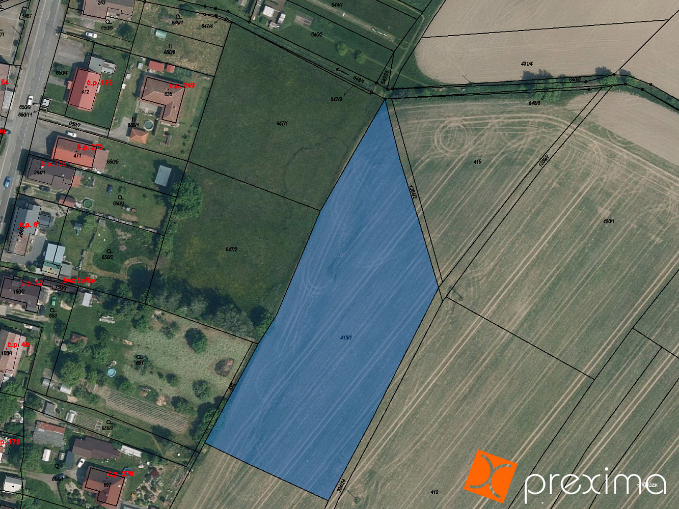 Prodej pole 1 864 m²