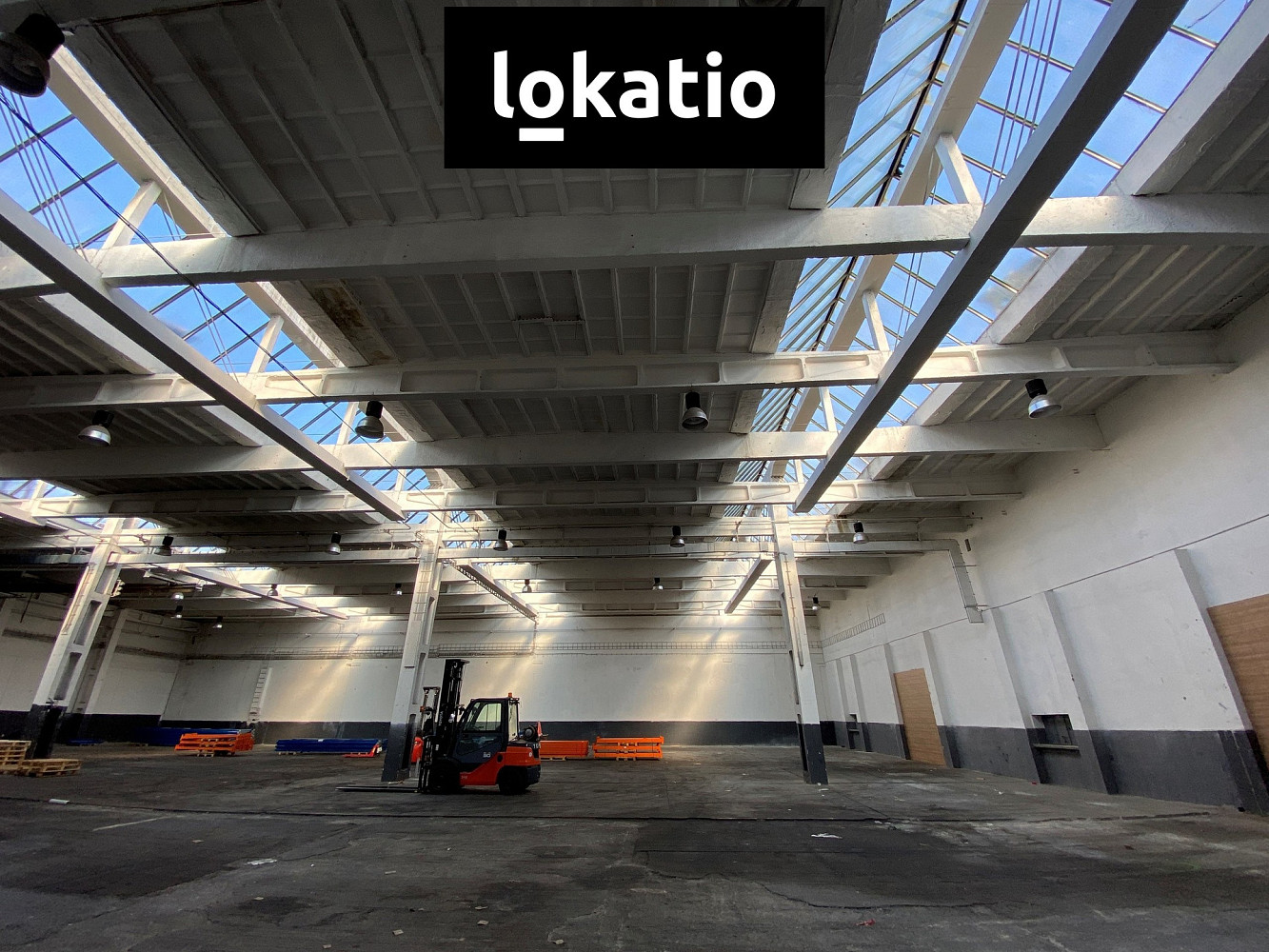 Pronájem skladovacích prostor 1 557 m²