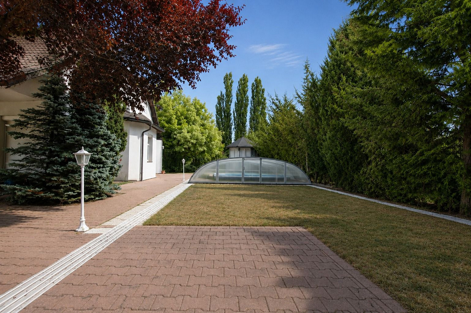 Prodej domu 216 m² s pozemkem 2 523 m² – fotografie 2