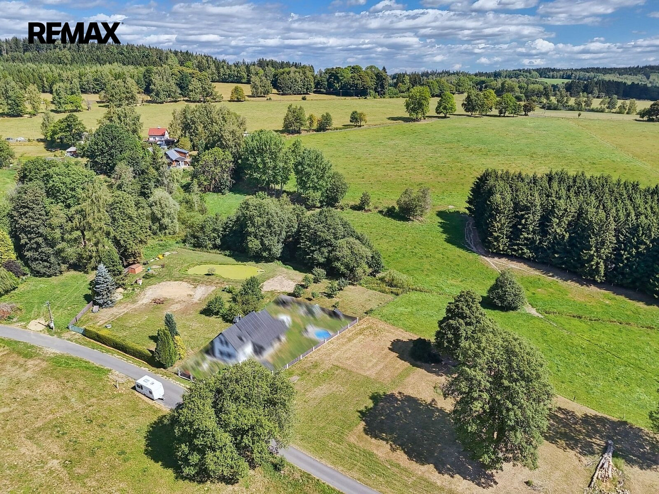Prodej stavebního pozemku 898 m² – fotografie 4