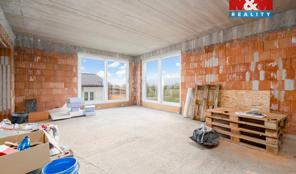 Prodej domu 235 m² s pozemkem 932 m², Dubí – náhled fotky 8