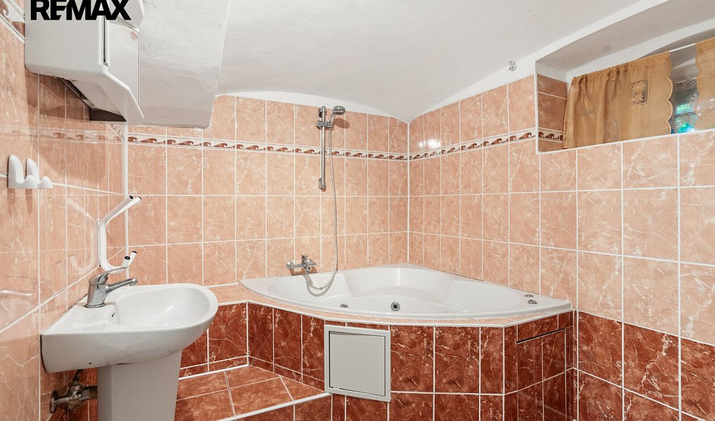Prodej chaty/chalupy 244 m² s pozemkem 2 489 m², Česká Kamenice – náhled fotky 24