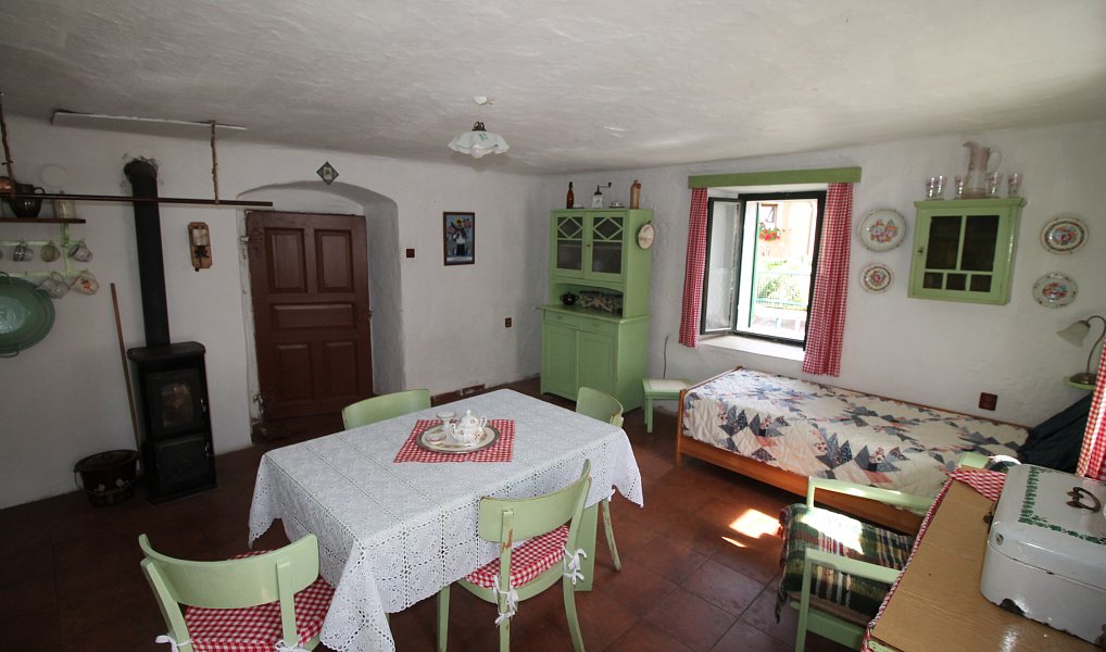 Prodej domu 100 m² s pozemkem 324 m², Lnáře – náhled fotky 4
