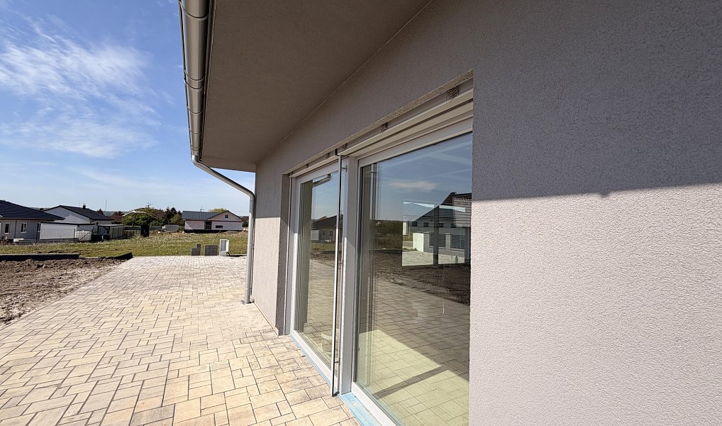 Prodej domu 200 m² s pozemkem 841 m², Sukorady – náhled fotky 4