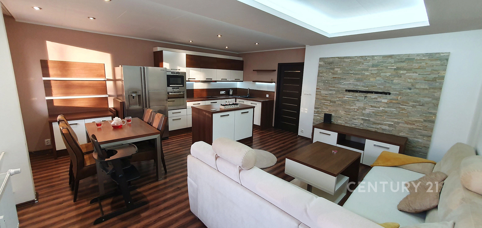 Pronájem bytu 3+kk 71 m²