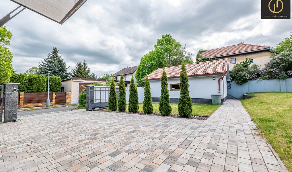 Prodej domu 209 m² s pozemkem 630 m², Kladno – náhled fotky 4