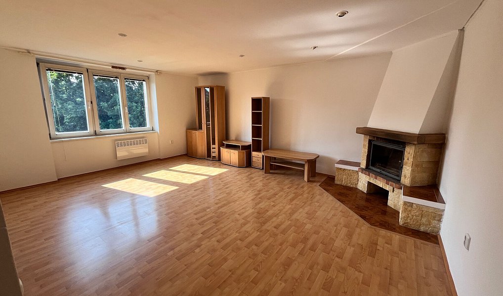 Pronájem bytu 2+1 92 m², Pelhřimov – náhled fotky 7